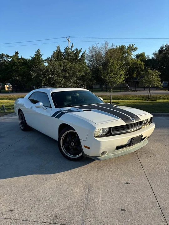 2009 Dodge Challenger 3rd Gen - Image 3 of 16