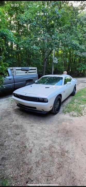 2009 Dodge Challenger 3rd Gen - Image 5 of 9