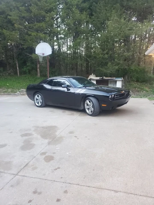 2009 Dodge Challenger 3rd Gen - Image 4 of 16