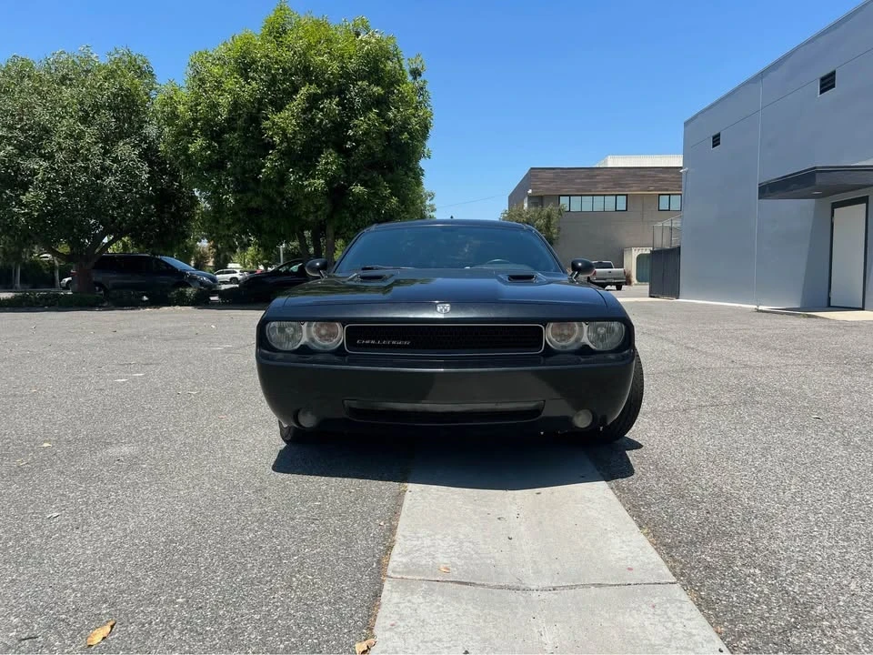2009 Dodge Challenger 3rd Gen - Image 5 of 10