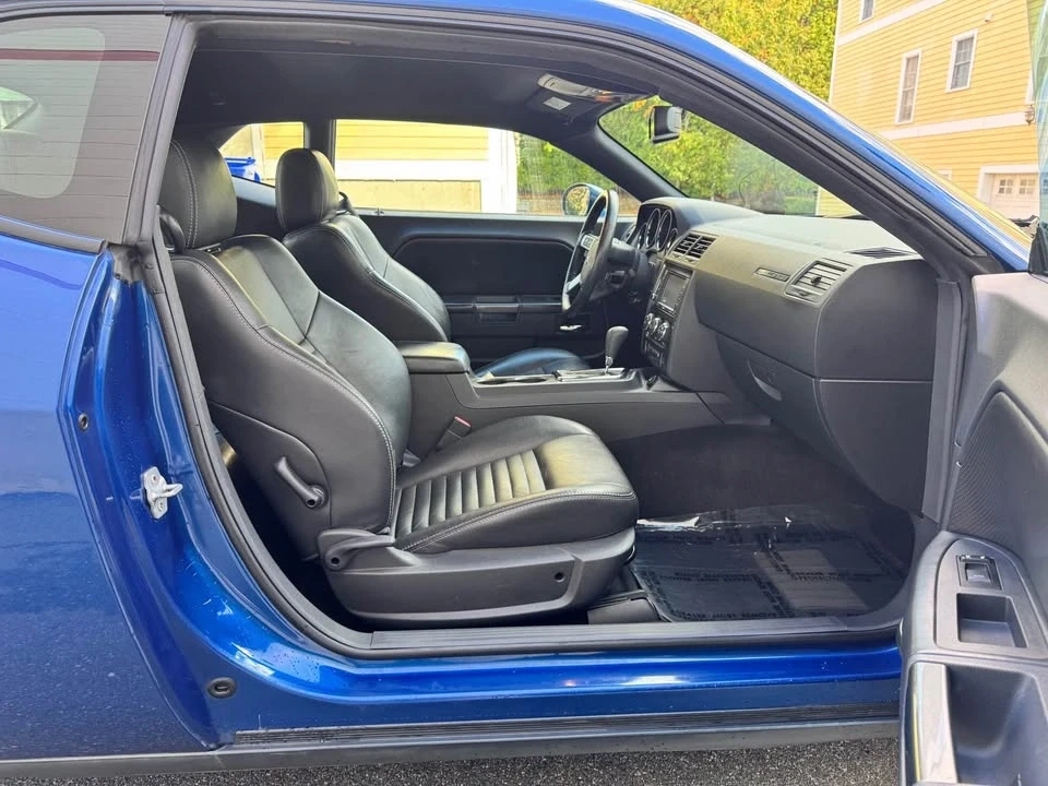 2009 Dodge Challenger 3rd Gen - Image 11 of 20
