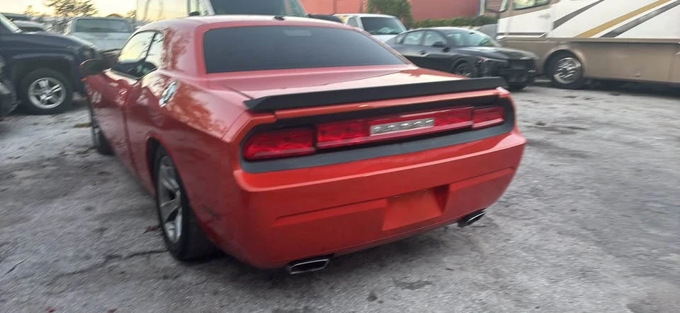 2009 Dodge Challenger 3rd Gen - Image 5 of 6