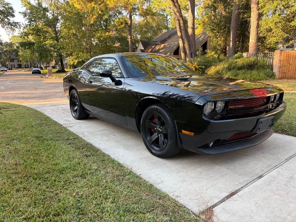 2009 Dodge Challenger 3rd Gen - Image 7 of 14