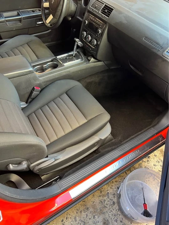 2009 Dodge Challenger 3rd Gen - Image 8 of 14