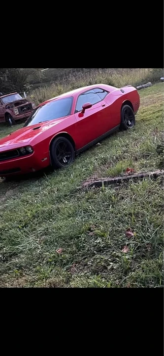 2009 Dodge Challenger 3rd Gen - Image 4 of 7