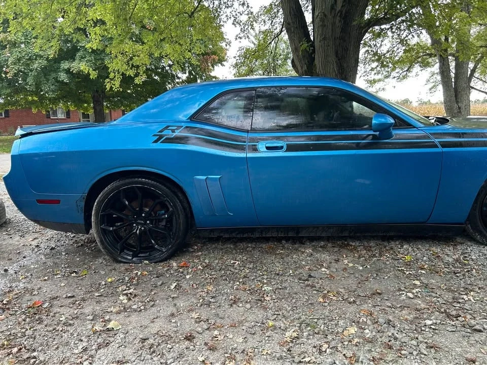 2009 Dodge Challenger 3rd Gen - Image 10 of 17
