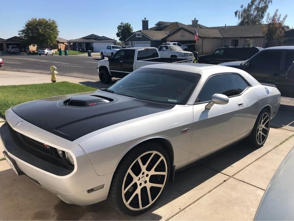 2009 Dodge Challenger 3rd Gen - Image 12 of 14