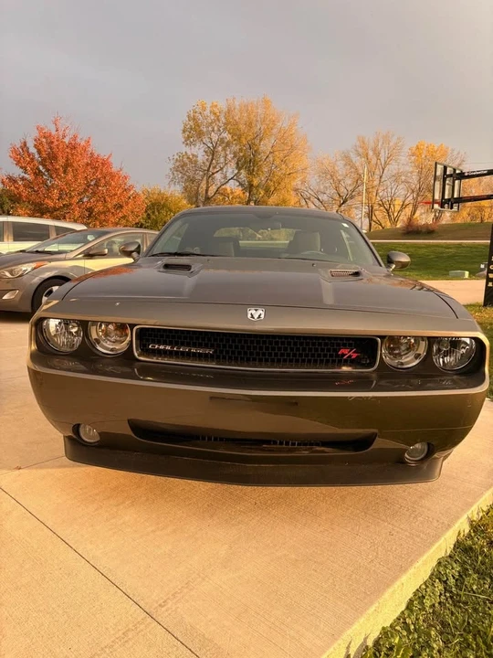 2009 Dodge Challenger 3rd Gen - Image 6 of 13