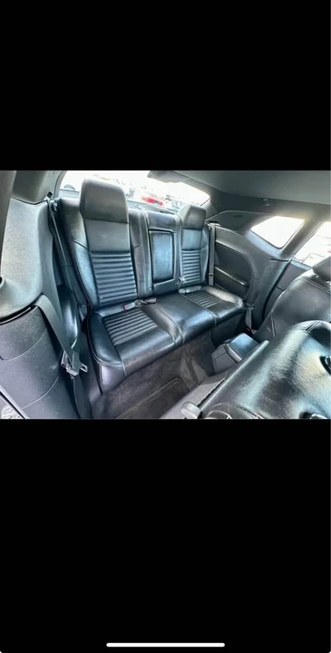 2009 Dodge Challenger 3rd Gen - Image 11 of 14