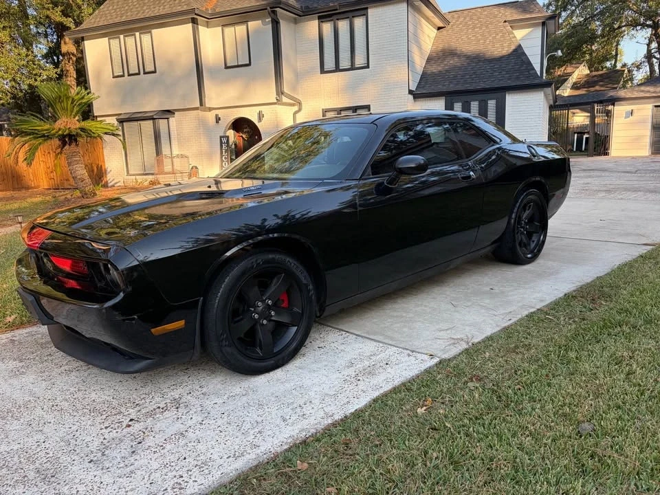 2009 Dodge Challenger 3rd Gen - Image 4 of 14