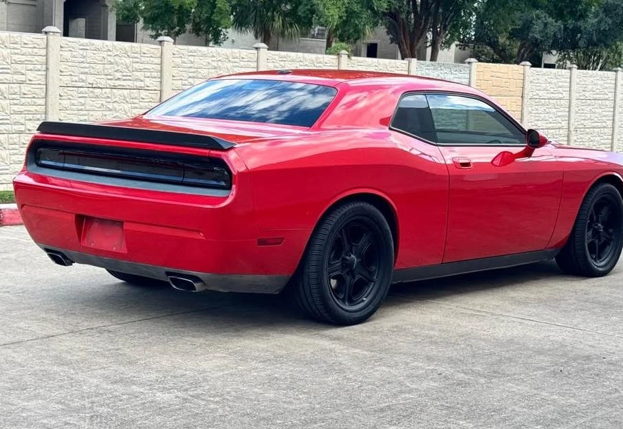 2009 Dodge Challenger 3rd Gen - Image 5 of 20