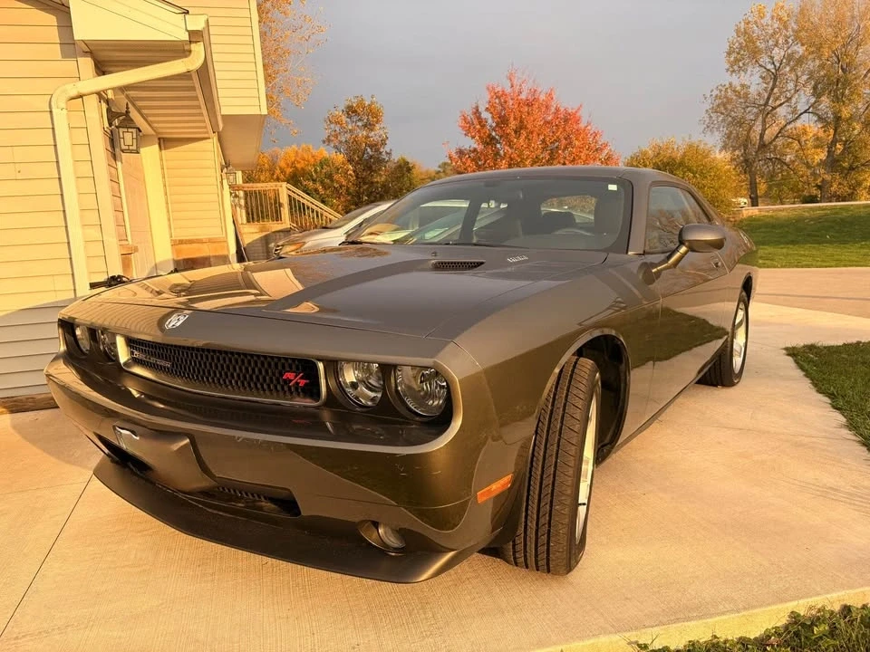 2009 Dodge Challenger 3rd Gen - Image 3 of 13