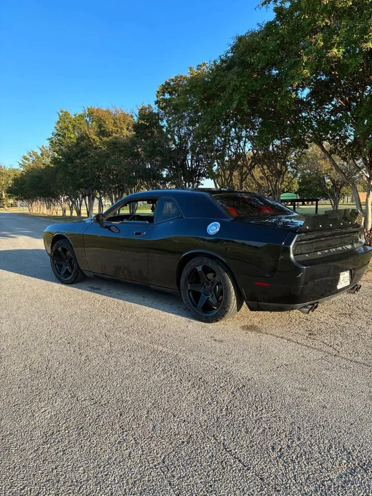 2009 Dodge Challenger 3rd Gen - Image 4 of 7