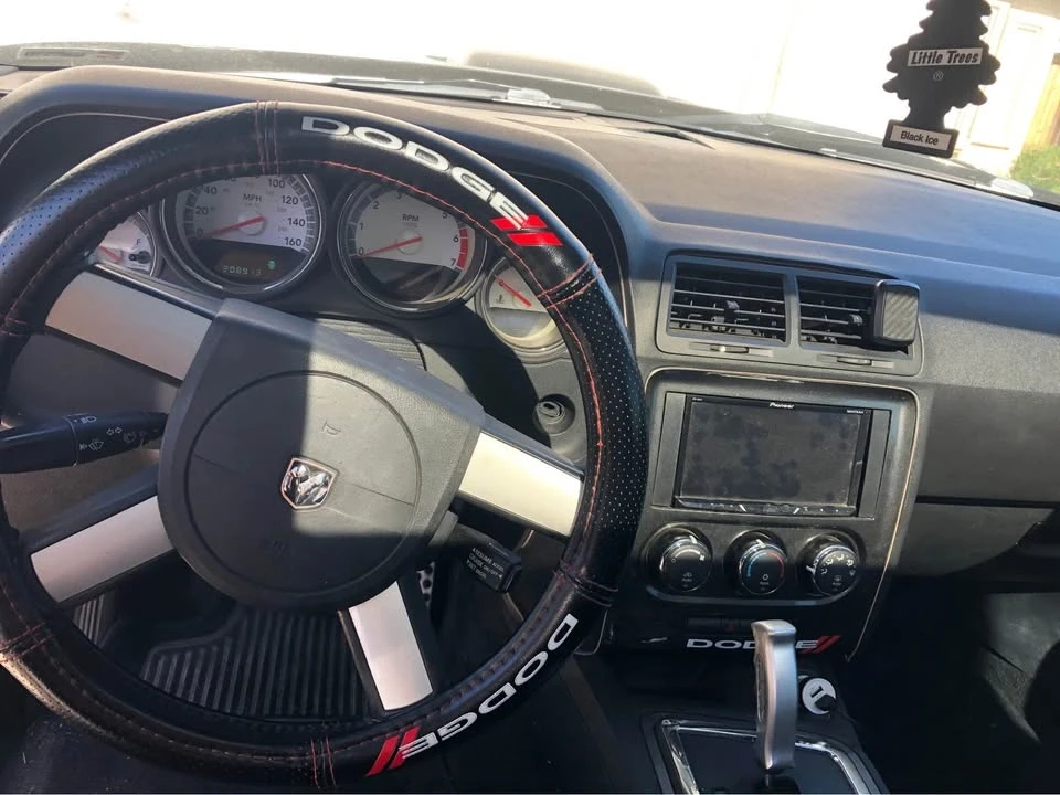 2009 Dodge Challenger 3rd Gen - Image 6 of 14
