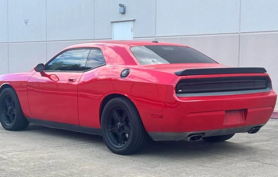 2009 Dodge Challenger 3rd Gen - Image 3 of 20