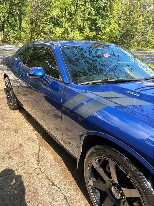 2009 Dodge Challenger 3rd Gen - Image 6 of 16