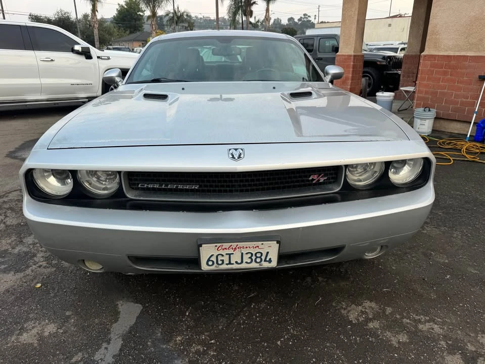 2009 Dodge Challenger 3rd Gen - Image 2 of 9