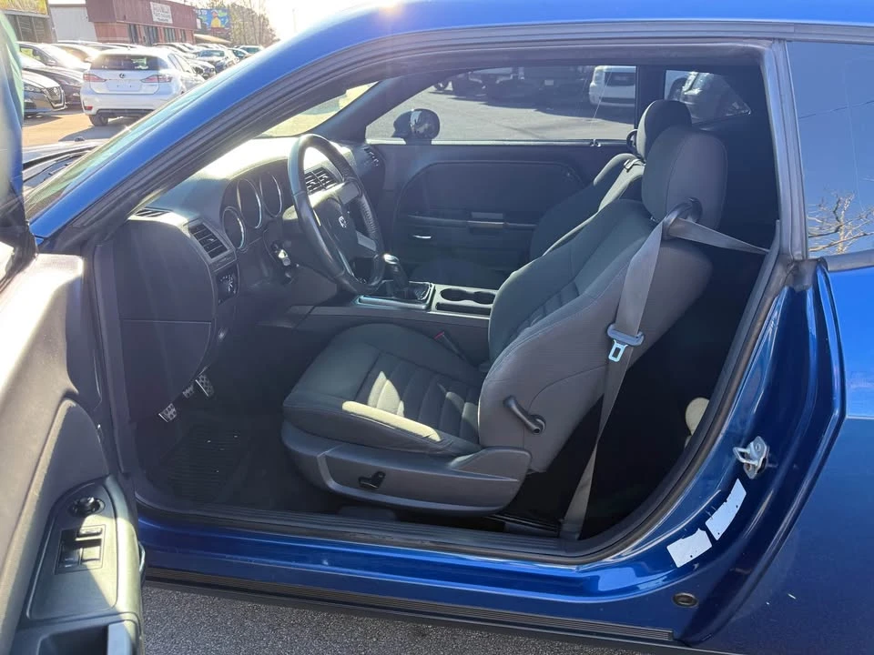2009 Dodge Challenger 3rd Gen - Image 11 of 19