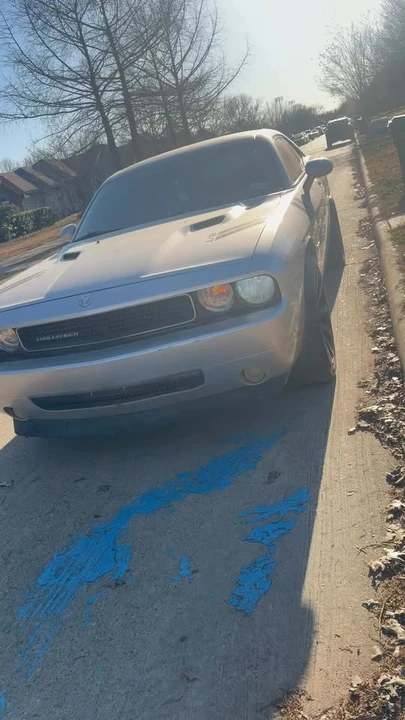 2009 Dodge Challenger 3rd Gen - Image 2 of 2