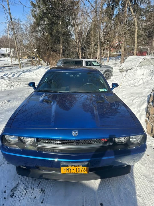 2009 Dodge Challenger 3rd Gen - Image 3 of 5