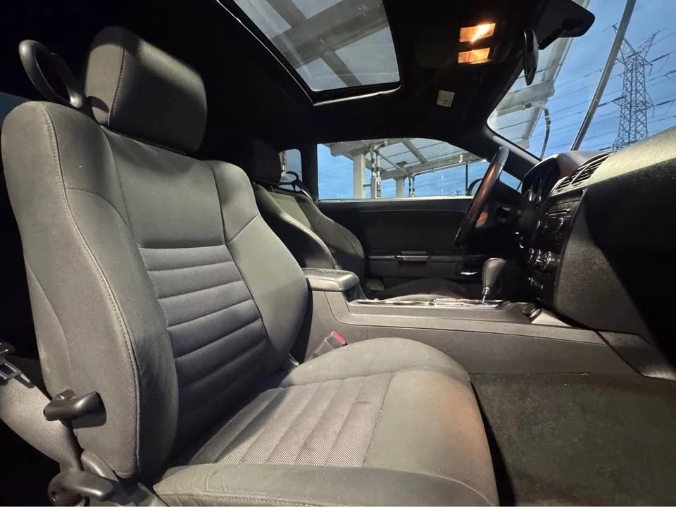 2009 Dodge Challenger 3rd Gen - Image 14 of 18