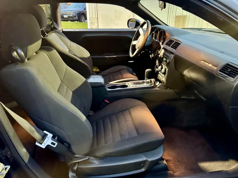 2009 Dodge Challenger 3rd Gen - Image 8 of 18