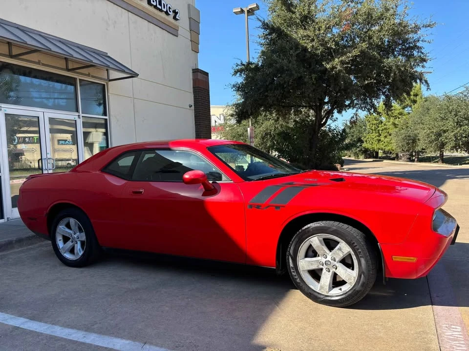 2009 Dodge Challenger 3rd Gen - Image 8 of 12