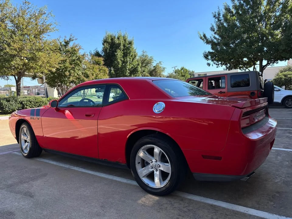 2009 Dodge Challenger 3rd Gen - Image 6 of 11