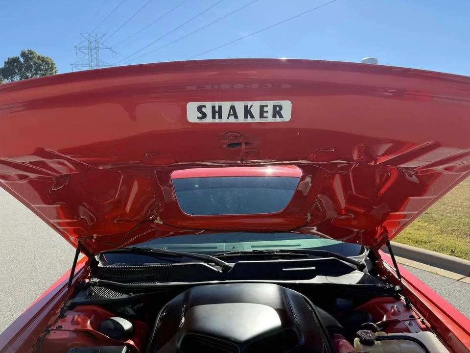 2009 Dodge Challenger 3rd Gen - Image 12 of 13