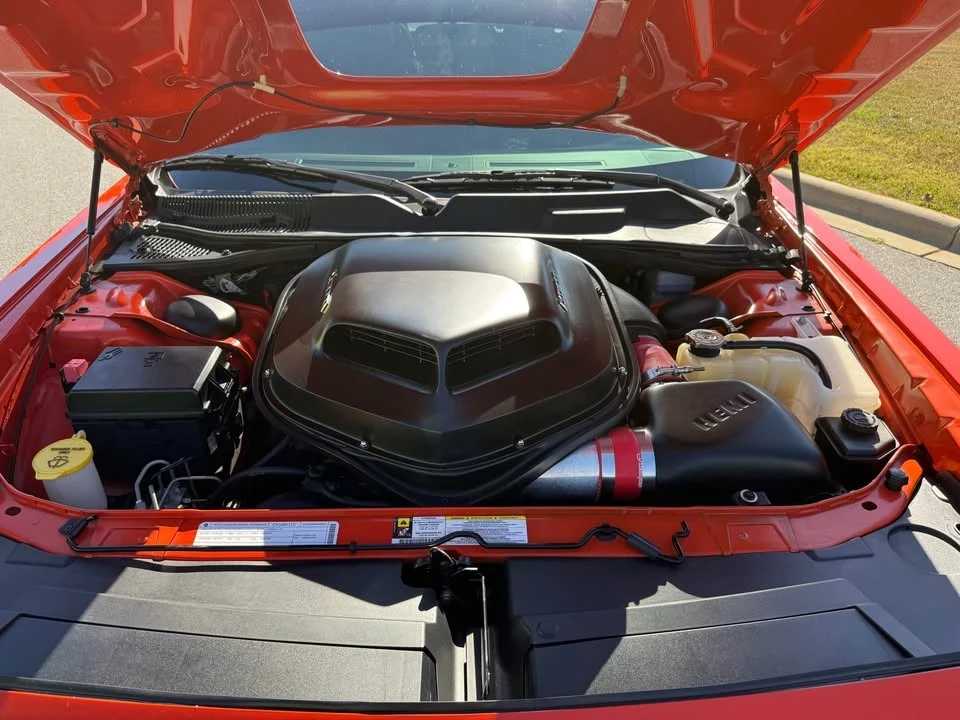 2009 Dodge Challenger 3rd Gen - Image 8 of 13