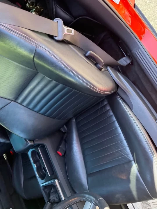 2009 Dodge Challenger 3rd Gen - Image 10 of 13