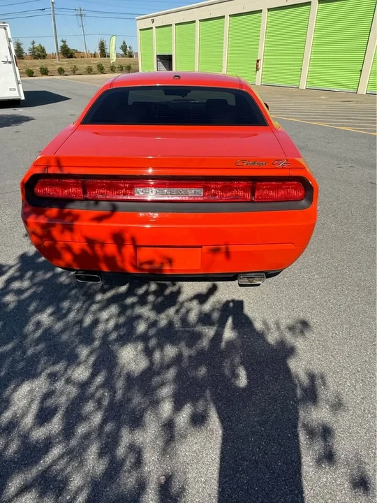 2009 Dodge Challenger 3rd Gen - Image 5 of 13