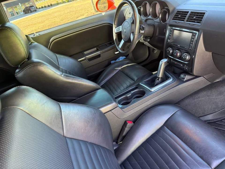 2009 Dodge Challenger 3rd Gen - Image 11 of 13