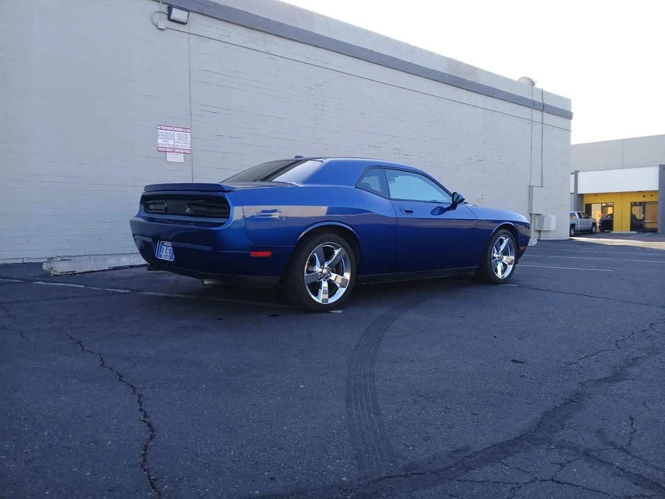 2009 Dodge Challenger 3rd Gen - Image 5 of 13
