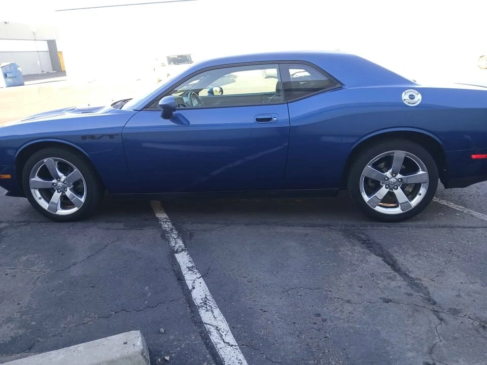 2009 Dodge Challenger 3rd Gen - Image 3 of 13