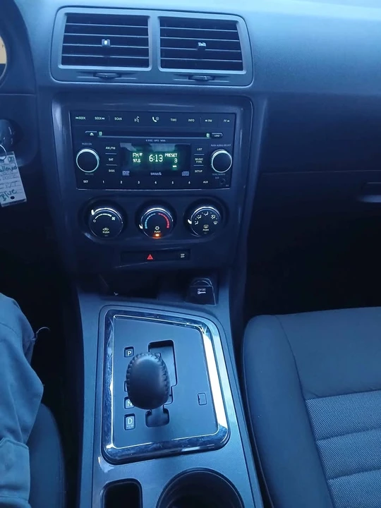 2009 Dodge Challenger 3rd Gen - Image 12 of 13