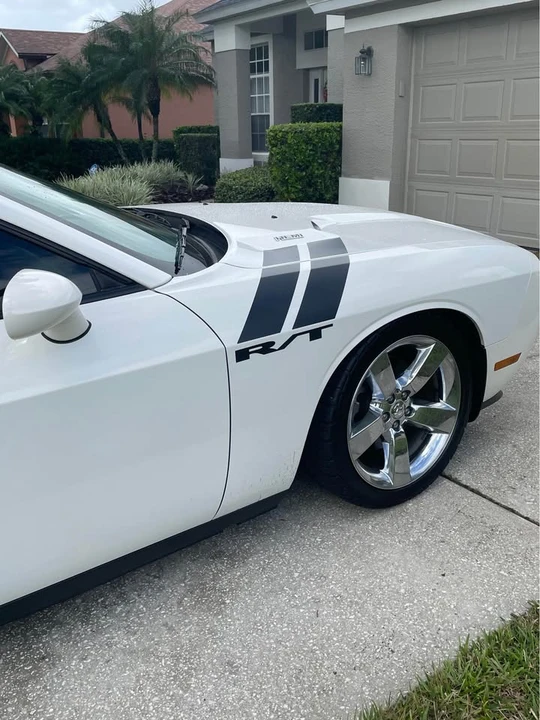 2009 Dodge Challenger 3rd Gen - Image 3 of 11
