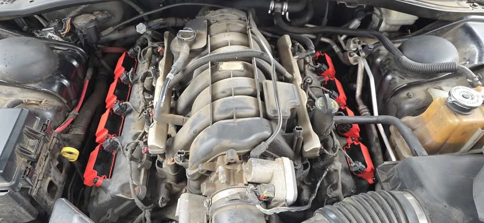 2009 Dodge Challenger 3rd Gen - Image 3 of 6