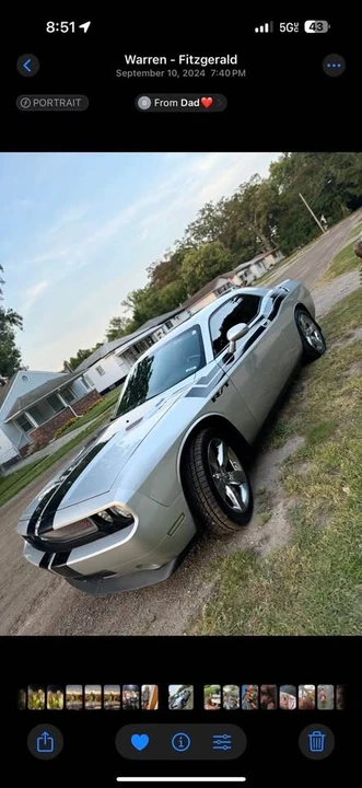 2009 Dodge Challenger 3rd Gen - Image 2 of 5
