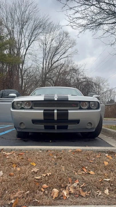2009 Dodge Challenger 3rd Gen - Image 4 of 5