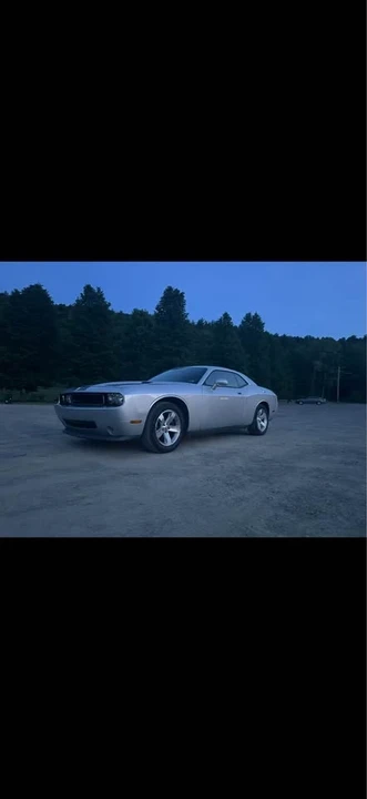 2009 Dodge Challenger 3rd Gen - Image 4 of 5