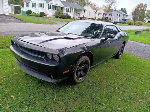 2009 Dodge Challenger SE Coupe