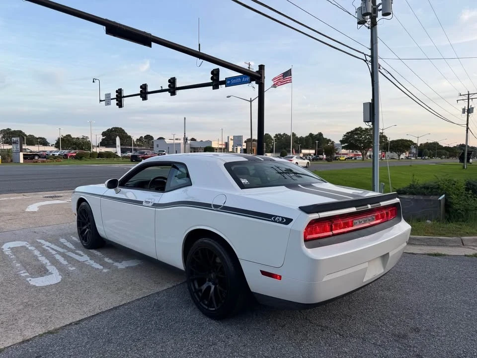 2009 Dodge Challenger 3rd Gen - Image 2 of 14