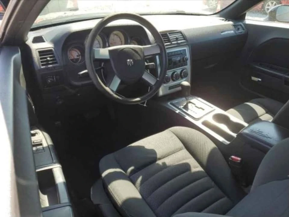 2009 Dodge Challenger 3rd Gen - Image 6 of 6