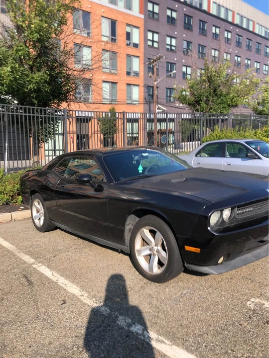 2009 Dodge Challenger 3rd Gen - Image 4 of 7
