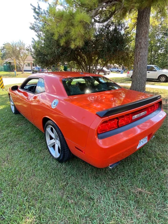2009 Dodge Challenger SRT8 & 392 3rd Gen - Image 5 of 9