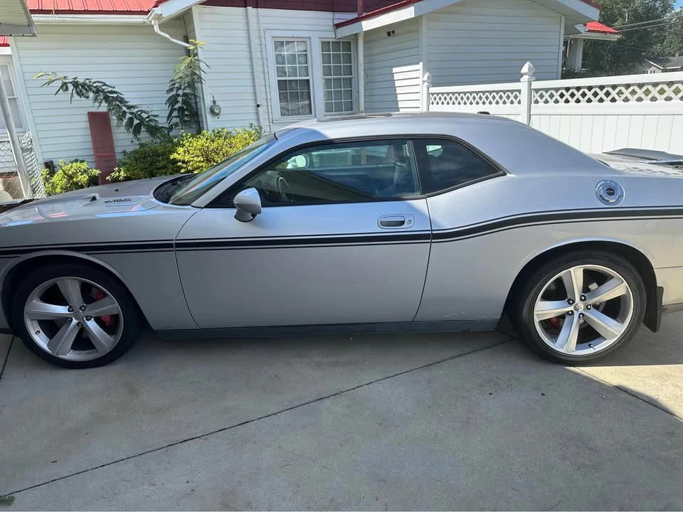2009 Dodge Challenger SRT8 & 392 3rd Gen - Image 6 of 8