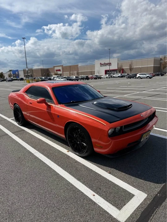 2009 Dodge Challenger SRT8 & 392 3rd Gen - Image 2 of 15
