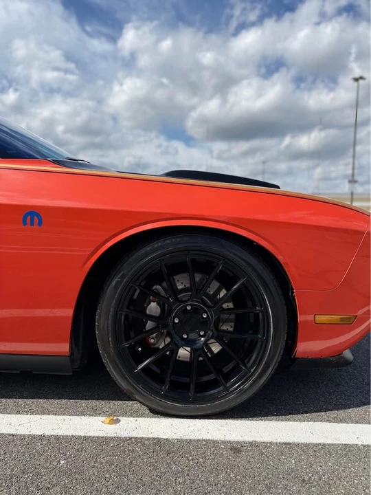 2009 Dodge Challenger SRT8 & 392 3rd Gen - Image 7 of 15