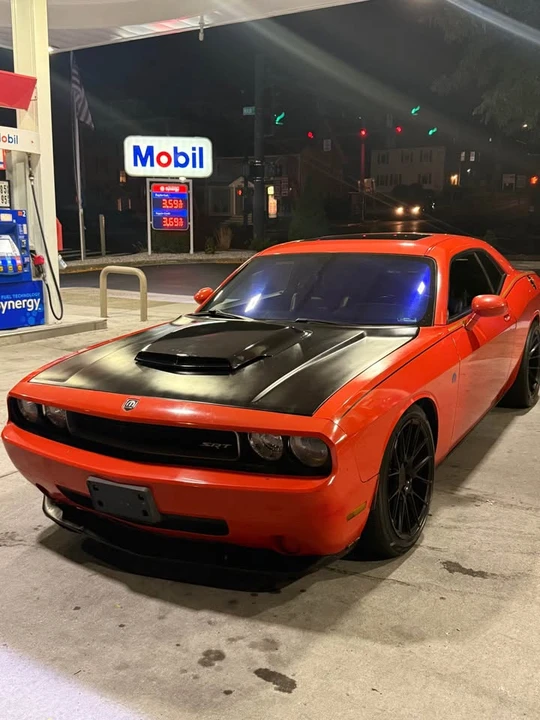 2009 Dodge Challenger SRT8 & 392 3rd Gen - Image 2 of 8